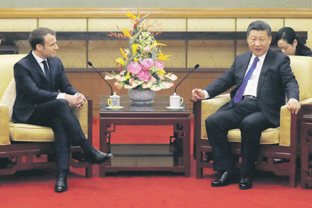 Макрон призвал Китай к сбалансированному сотрудничеству