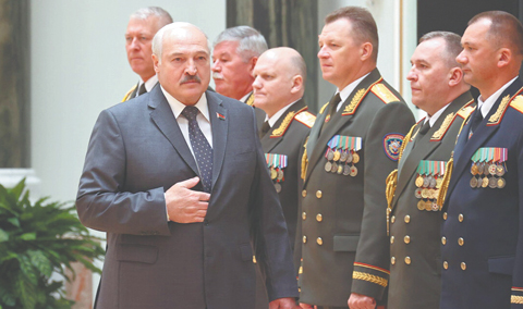Белорусской оппозиции закрывают выезд за границу