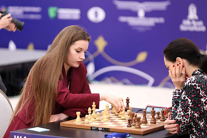В Самарканде проходят чемпионаты мира по быстрым шахматам и игре блиц