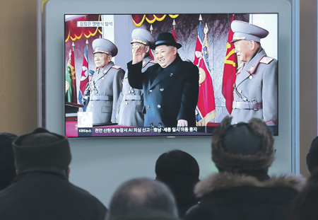 КНДР. Ким Чен Ын принял военный парад