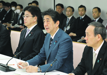 Абэ не собирается быть пожизненным премьером 