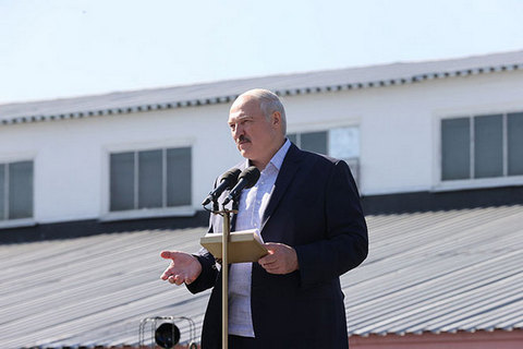 Лукашенко может "слить протест" всего за неделю