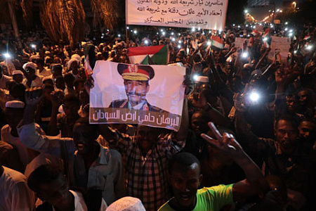 судан, кризис, военный совет, оппозиция, экономика, оаэ, саудовская аравия