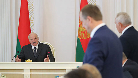 белоруссия, президент, избирательная кампания, лукашенко, поручения, правительство, экономика
