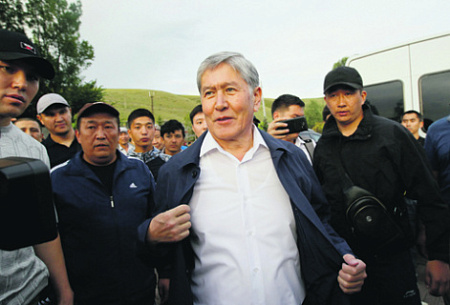 киргизия, алмазбек атамбаев, обвинения, политика, жээнбеков