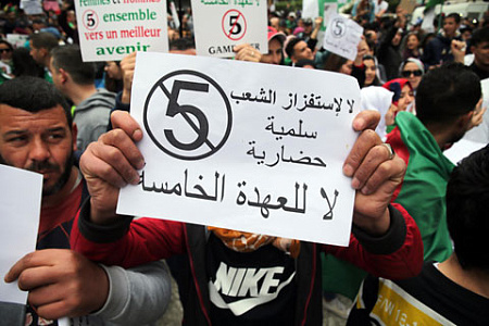 алжир, президент, бутефлика, массовый протест