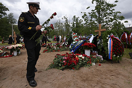 подводники, похороны, петербург