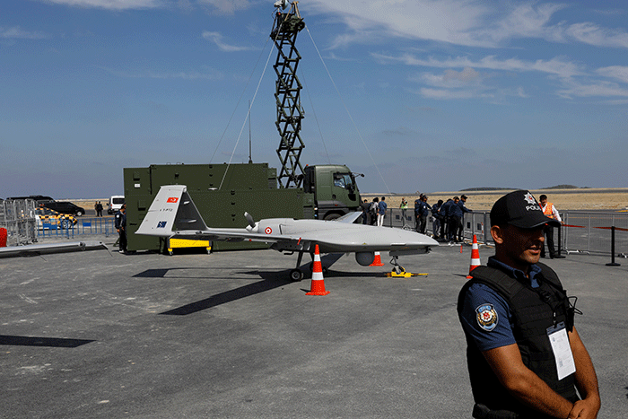 Турецкие беспилотники будут контролировать российскую авиабазу в Канте