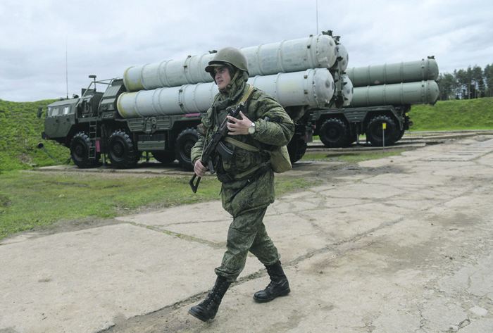 Дальнобойная ракета системы С-400 станет грозой для АВАКСов