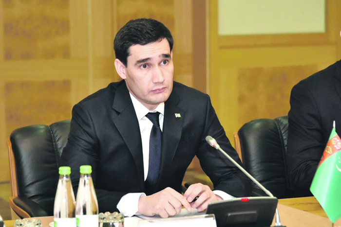 Президент Туркменистана отдал под контроль сыну все финансовые потоки