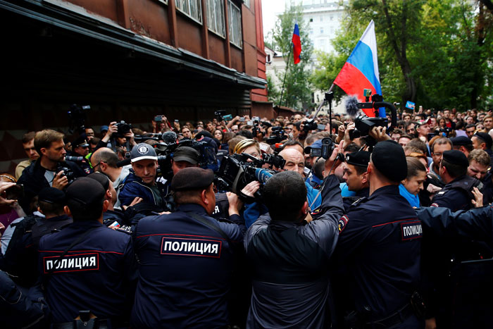 Что делать власти с ростом протестных настроений