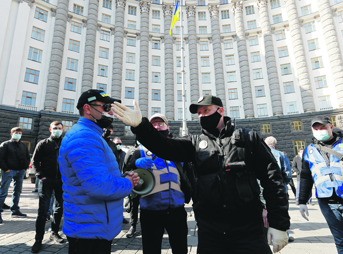 В Украине намечается майдан против карантина