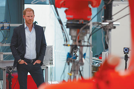 Теперь и принц Гарри осознал опасность искусственного интеллекта