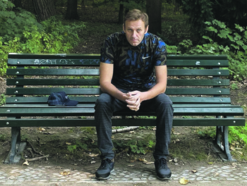 Навальный на родину не спешит, но в Кремле ждут его возвращения