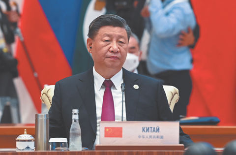 Продолжит ли Пекин балансировать между Россией и Западом