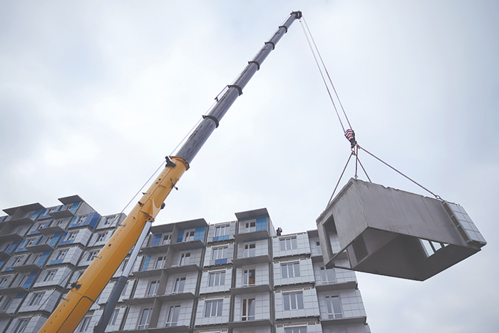 На предприятиях новых регионов России не хватает персонала