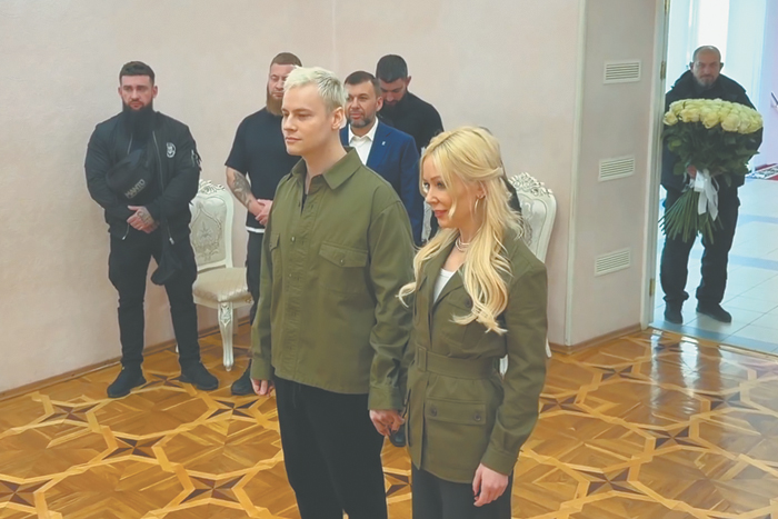 Shaman и Мизулина расписались в загсе Донецка