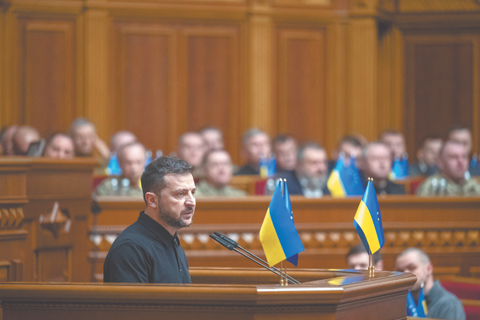 В новом "плане победы" Зеленский передоверил ее достижение Западу