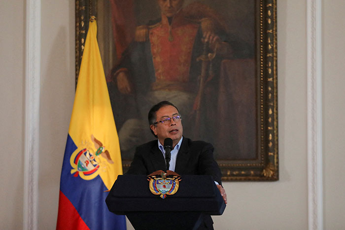 Шесть успешных месяцев нового президента Колумбии