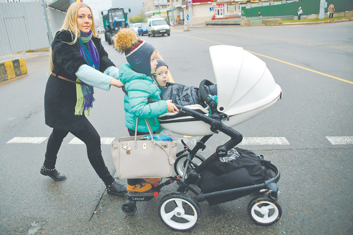 Женщины с детьми предъявили требования к работодателям