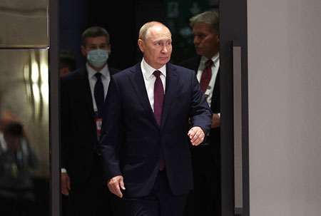 Путин под давлением