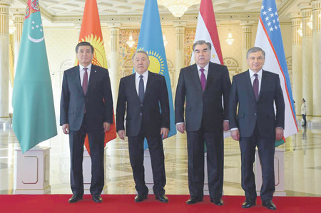 Страны Центральной Азии продолжат сотрудничество с РФ и Китаем, но свои вопросы будут решать и без них