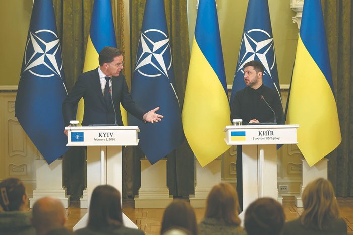 Генсек НАТО пообещал Украине самолеты в небе и корабли на море