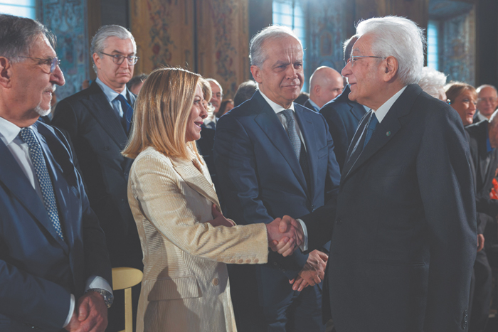 Итальянские премьер-министр и президент борются друг с другом за власть