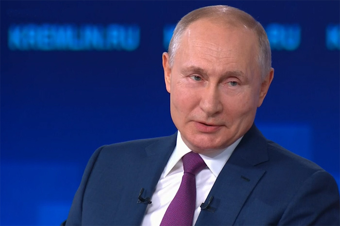 "Прямая Линия" с Владимиром Путиным. Онлайн тезисы и видео 