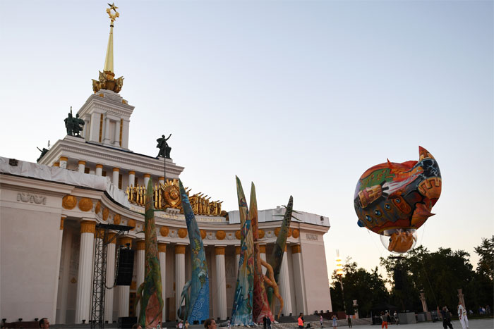 Москва стала для театралов и сценой, и зрительным залом