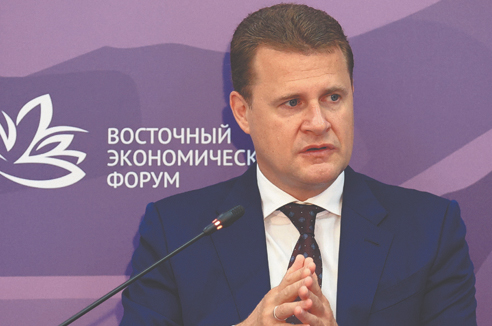 Для обеспечения северного завоза нужно 10 универсальных сухогрузных судов ледового класса - Чекунков