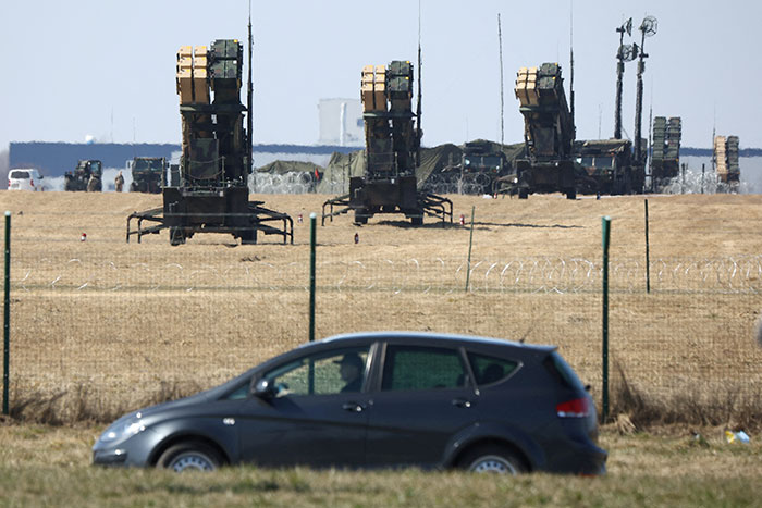 "Необратимое вступление" Украины в НАТО ведет лишь к эскалации конфликта