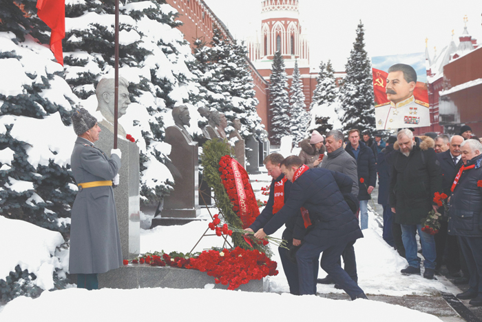 Зюганов пропустил день рождения Сталина