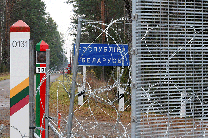 Литовцы ездят за продуктами в Белоруссию, молдаванам запретили смотреть российские каналы