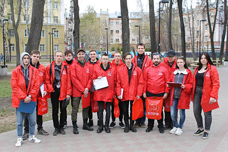 Коммунисты начинают новый виток предвыборной раскрутки в регионах