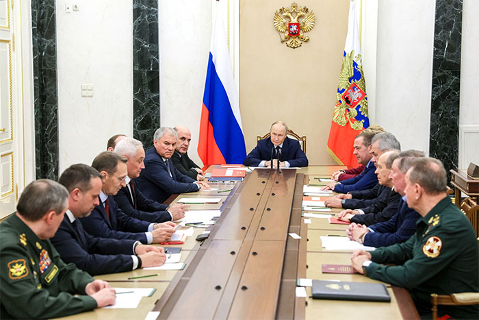 Минобороны РФ предлагает готовиться к ядерным испытаниям