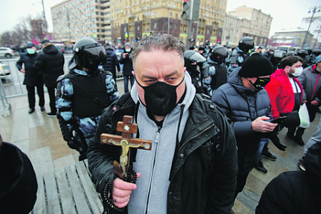 навальный, протест, несогласные, церковь, пропаганда, перемены