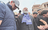 Протесты в Армении приобретают криминальный оттенок