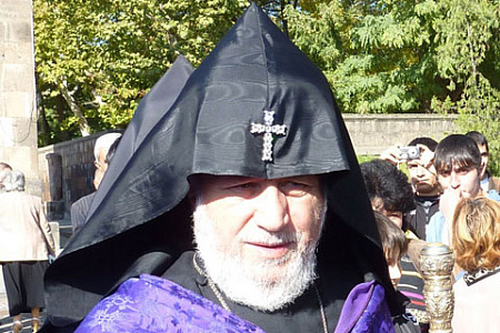 армения, католикос гарегин второй, священники, протесты