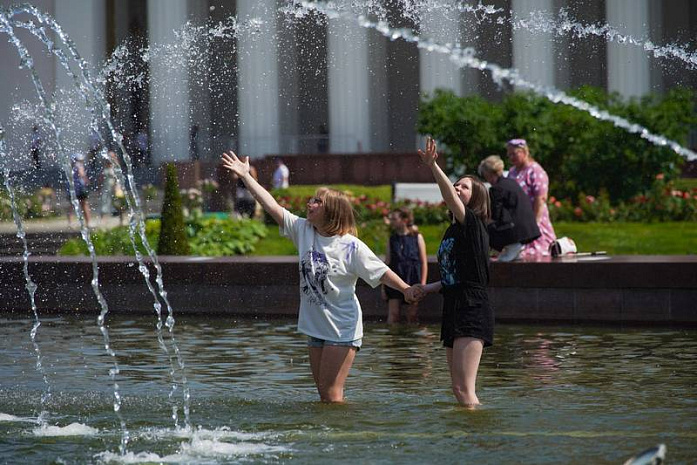 москва, жара, жители, водоем, фонтан