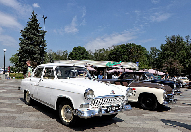 автомобили, ретроралли, речной вокзал, москва