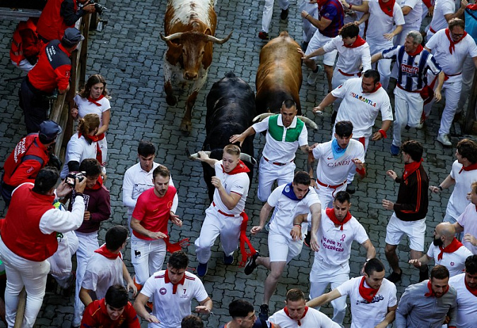 Toros pamplona juego