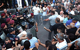В Армении протесты дошли до кровопролития...
