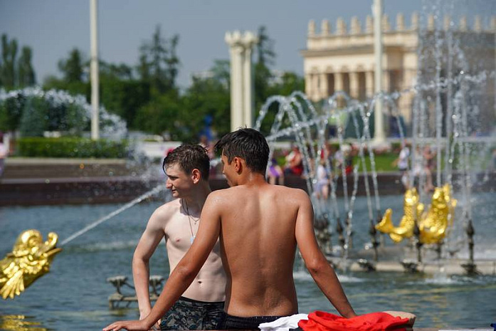 москва, жара, жители, водоем, фонтан