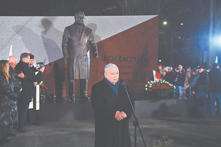 польша, политика, туск, сейм, качиньский, зис