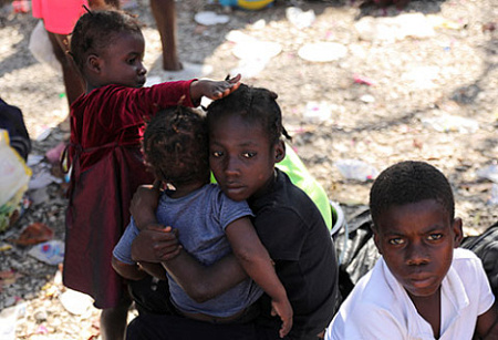 гаити, банды, гуманитарная катастрофа, дети, беженцы, юнисеф